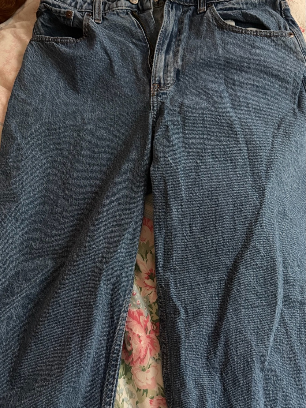 Abercrombie & Fitch The Loose High Rise Jeans